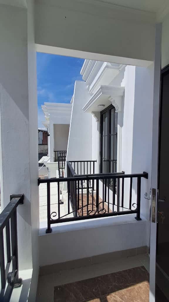 Rumah 2 Lantai Qonita Kalimulya 4 Lokasi Strategis Dekat Pusat Kota