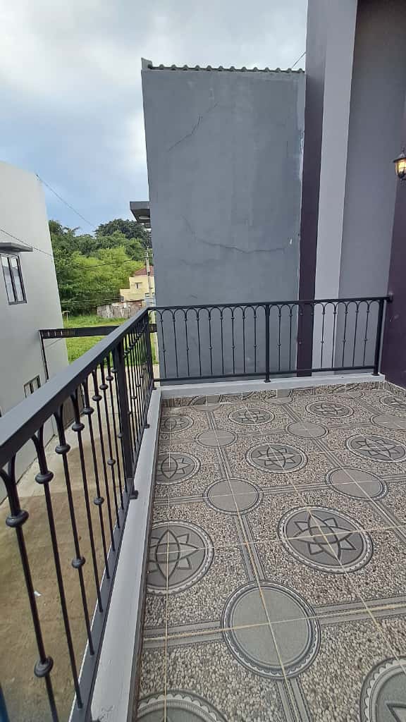 Rumah 2 Lantai Nayara 12 Lokasi Strategis di GDC Depok