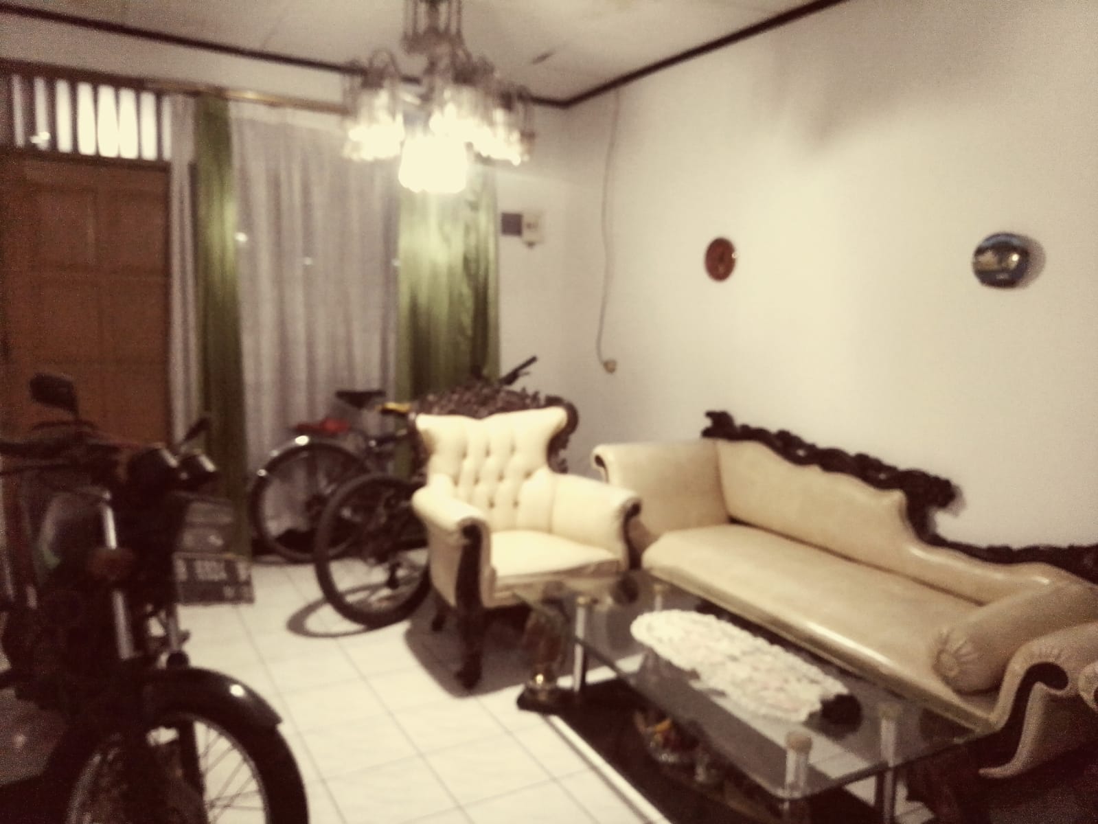 Rumah Dijual di Karawaci Tangerang Lokasi Sangat Strategis